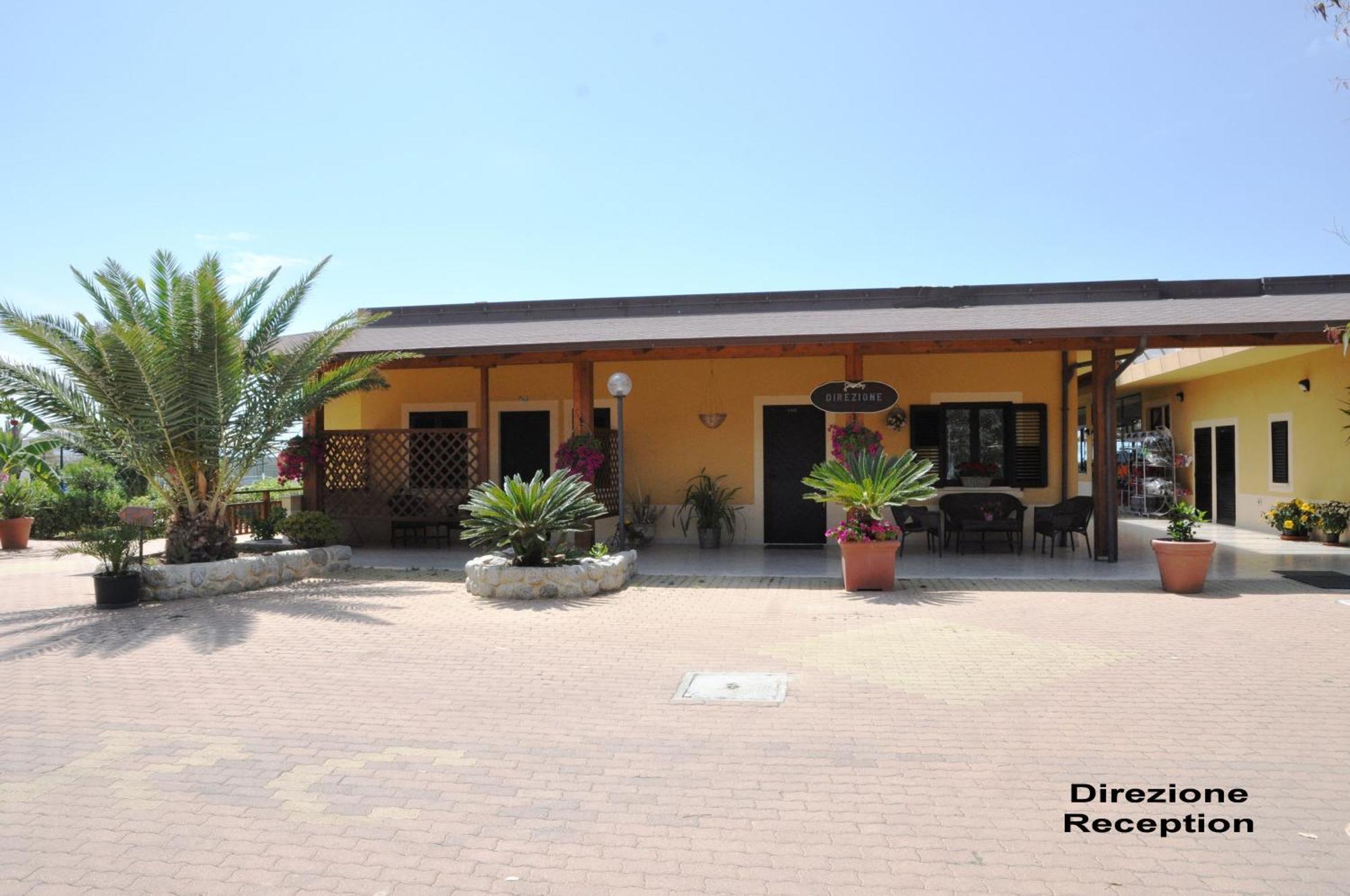Hotel Residence Riviera Calabra Zambrone Ngoại thất bức ảnh