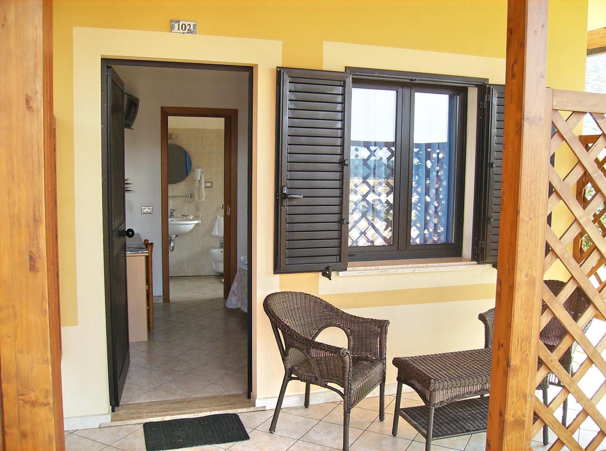 Hotel Residence Riviera Calabra Zambrone Ngoại thất bức ảnh